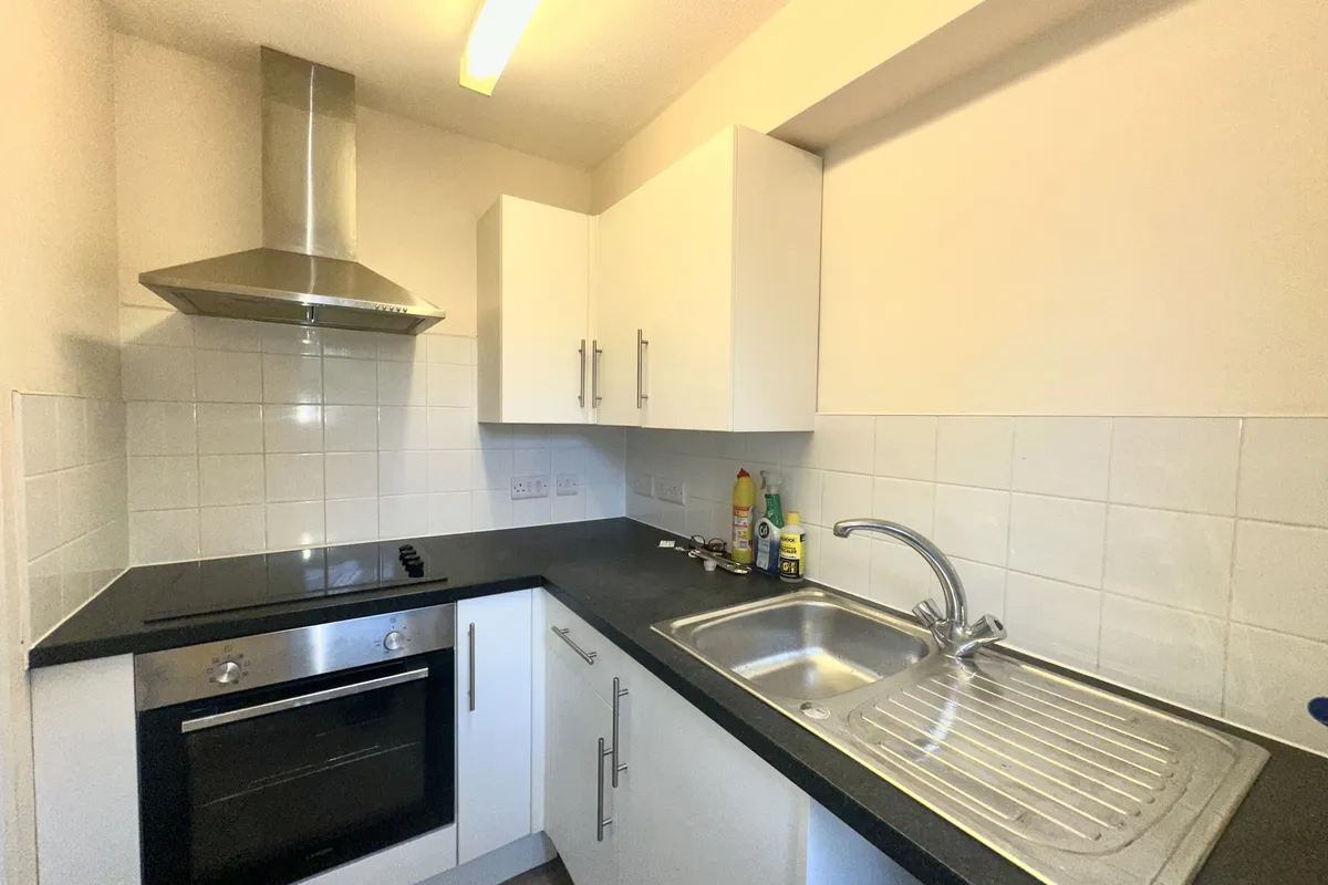 Flat Aldwick Road in Arun