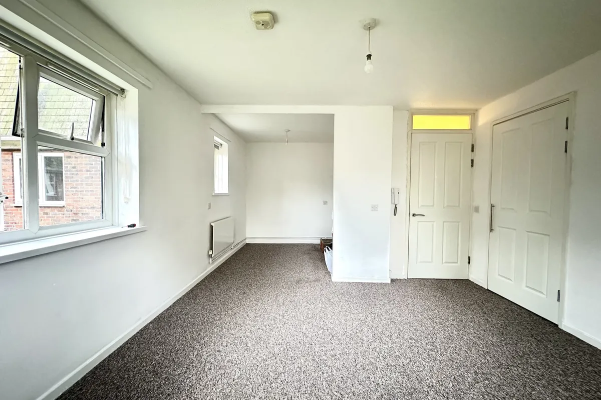 Flat Aldwick Road in Arun