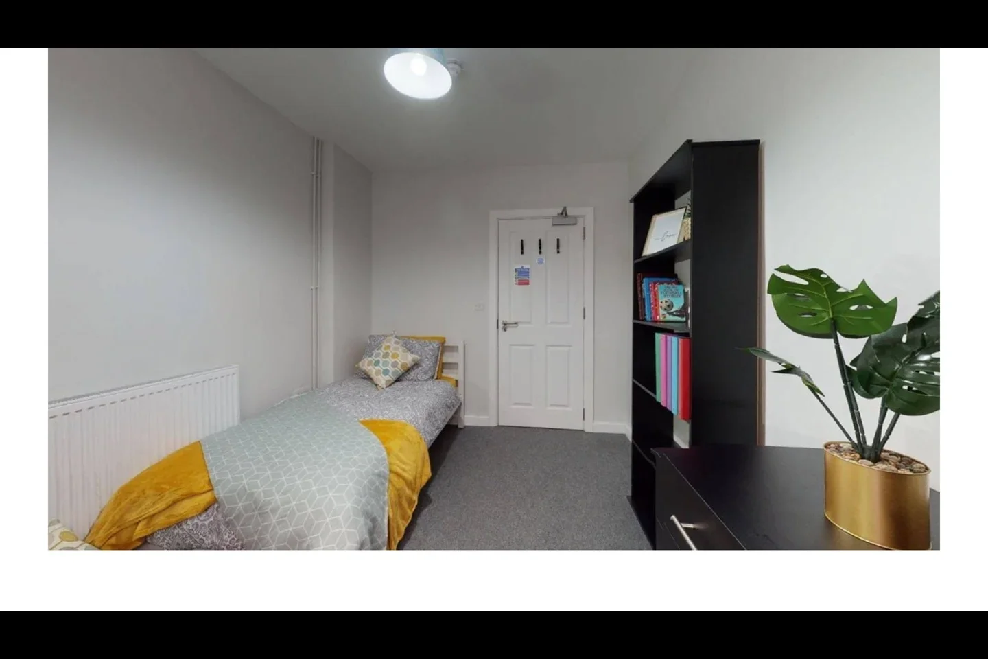 Room Handel Street in Greater London