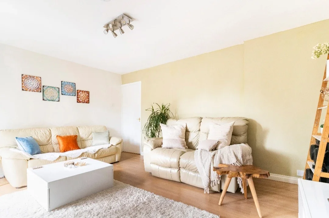 Room Saffron Court in Bath