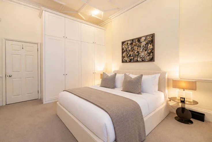 Flat Lennox Gardens in Greater London