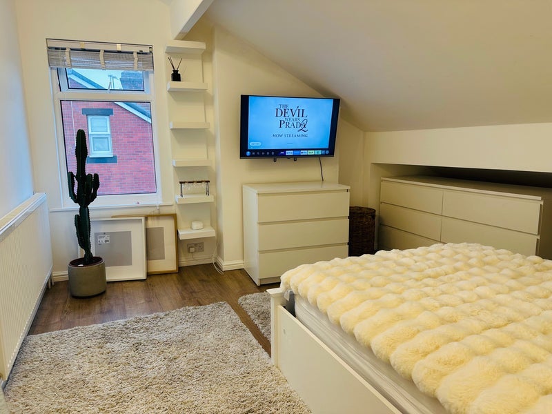 Room Rydall Street in Leeds