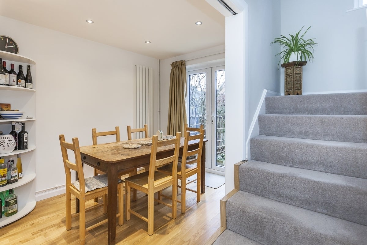 House Capstan Way in Greater London