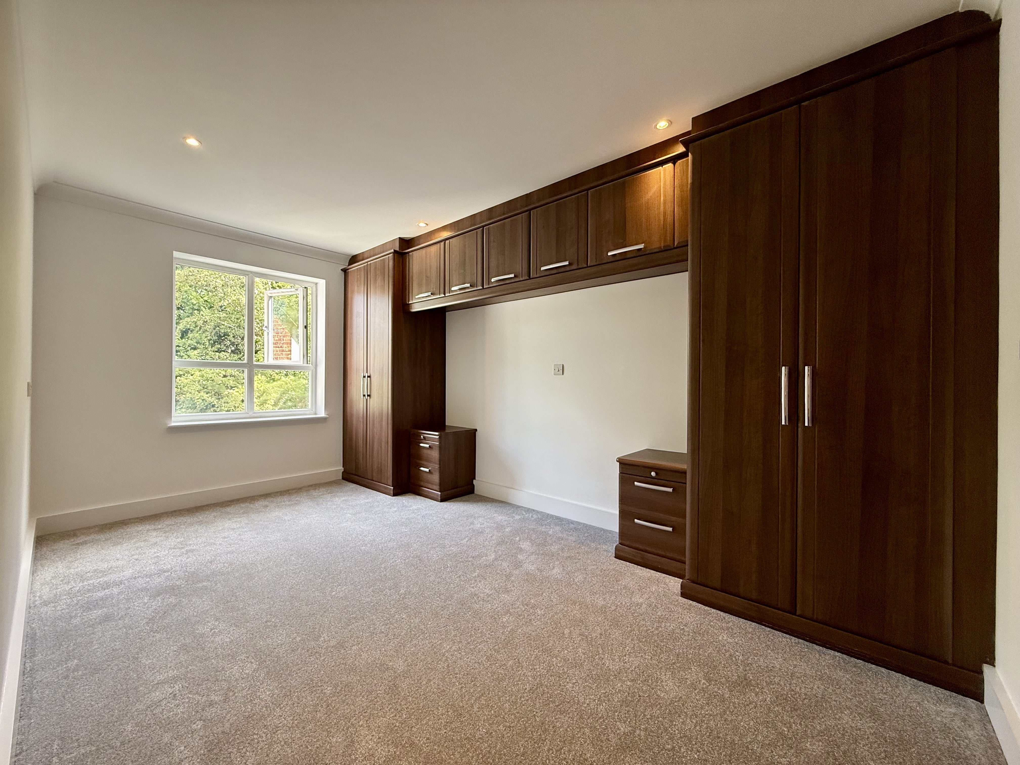 Flat Southend Road in Greater London