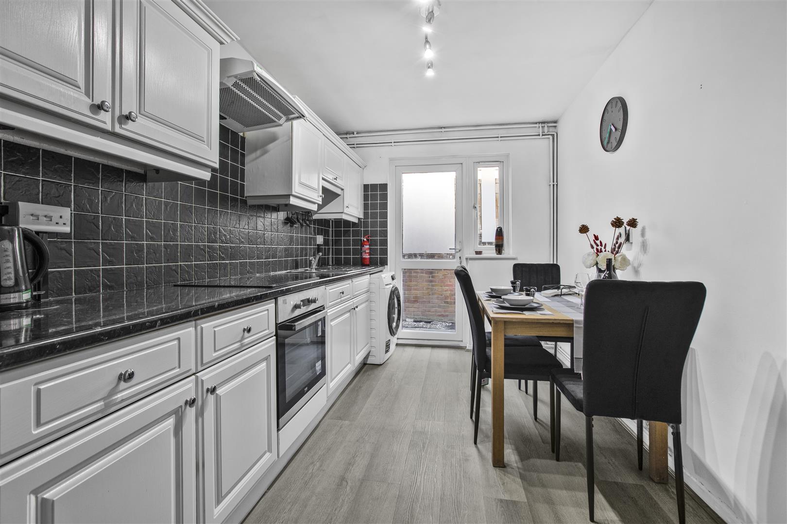 Flat Steedman Street in Greater London