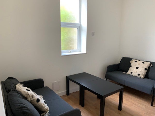 Room Dickenson Road in Weston-super-Mare