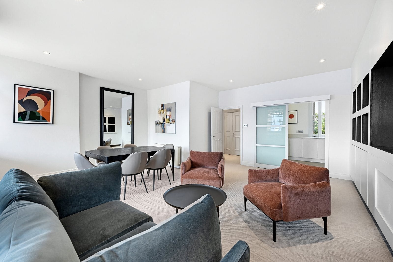Flat Cranley Gardens in Greater London