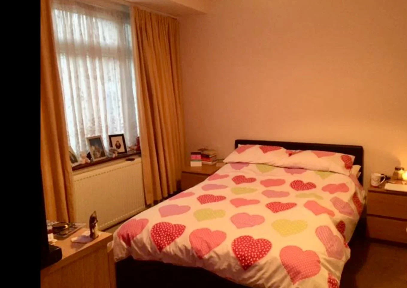 Room Rosemary Gardens in Greater London