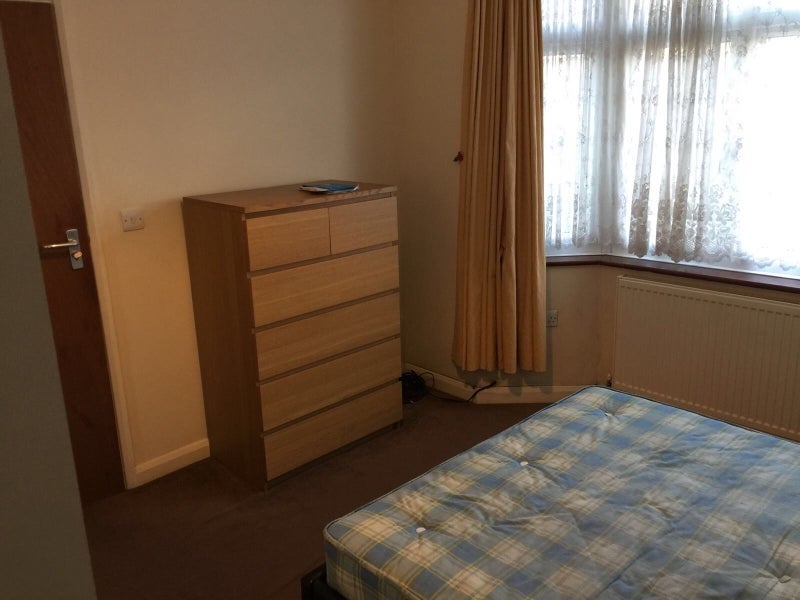 Room Rosemary Gardens in Greater London