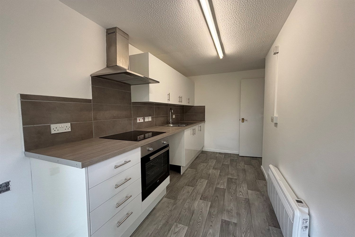 Flat Oakwood Close in Chichester