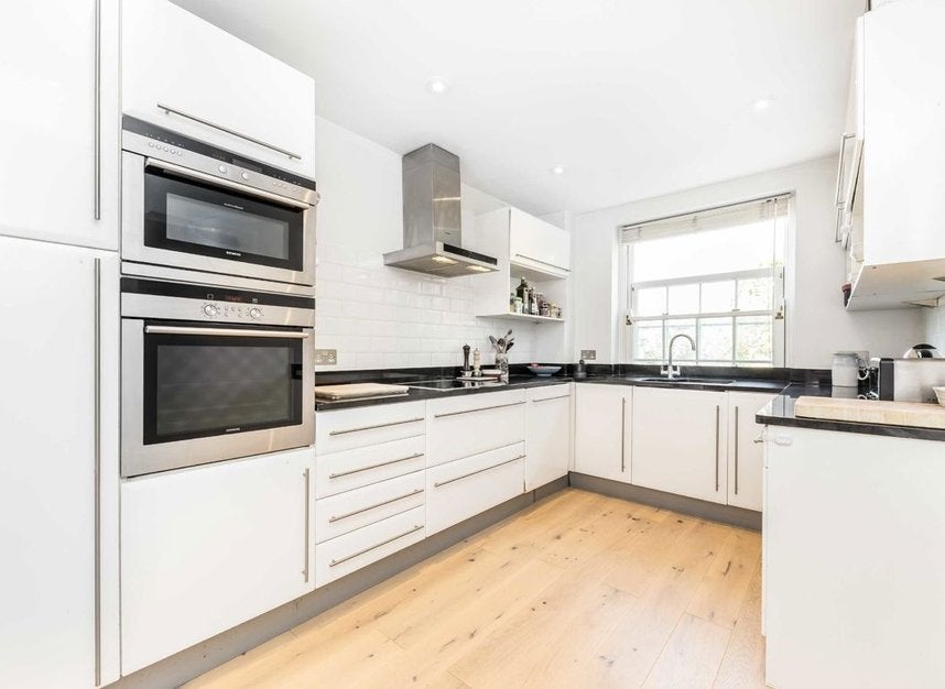 Flat Killick Street in Greater London