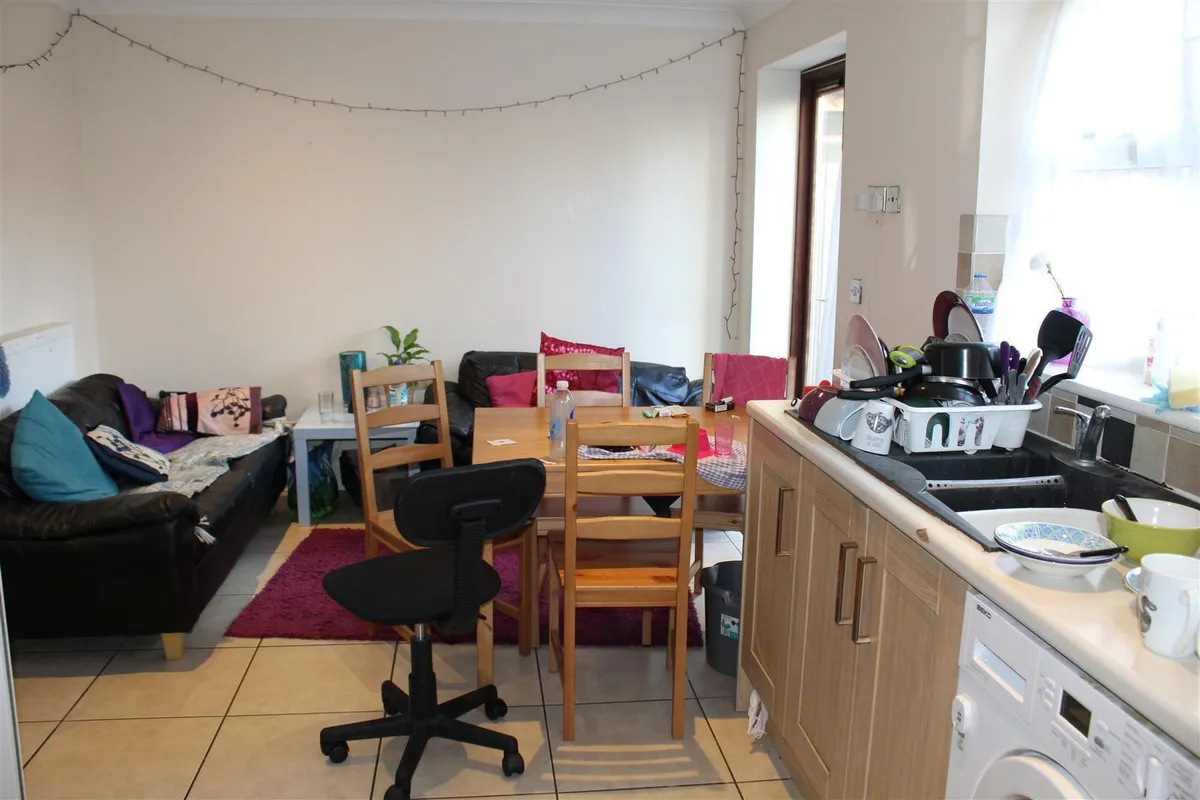 Room Lyon Street in Southampton