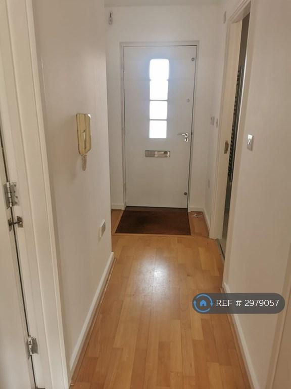Flat Kennet Walk in Reading