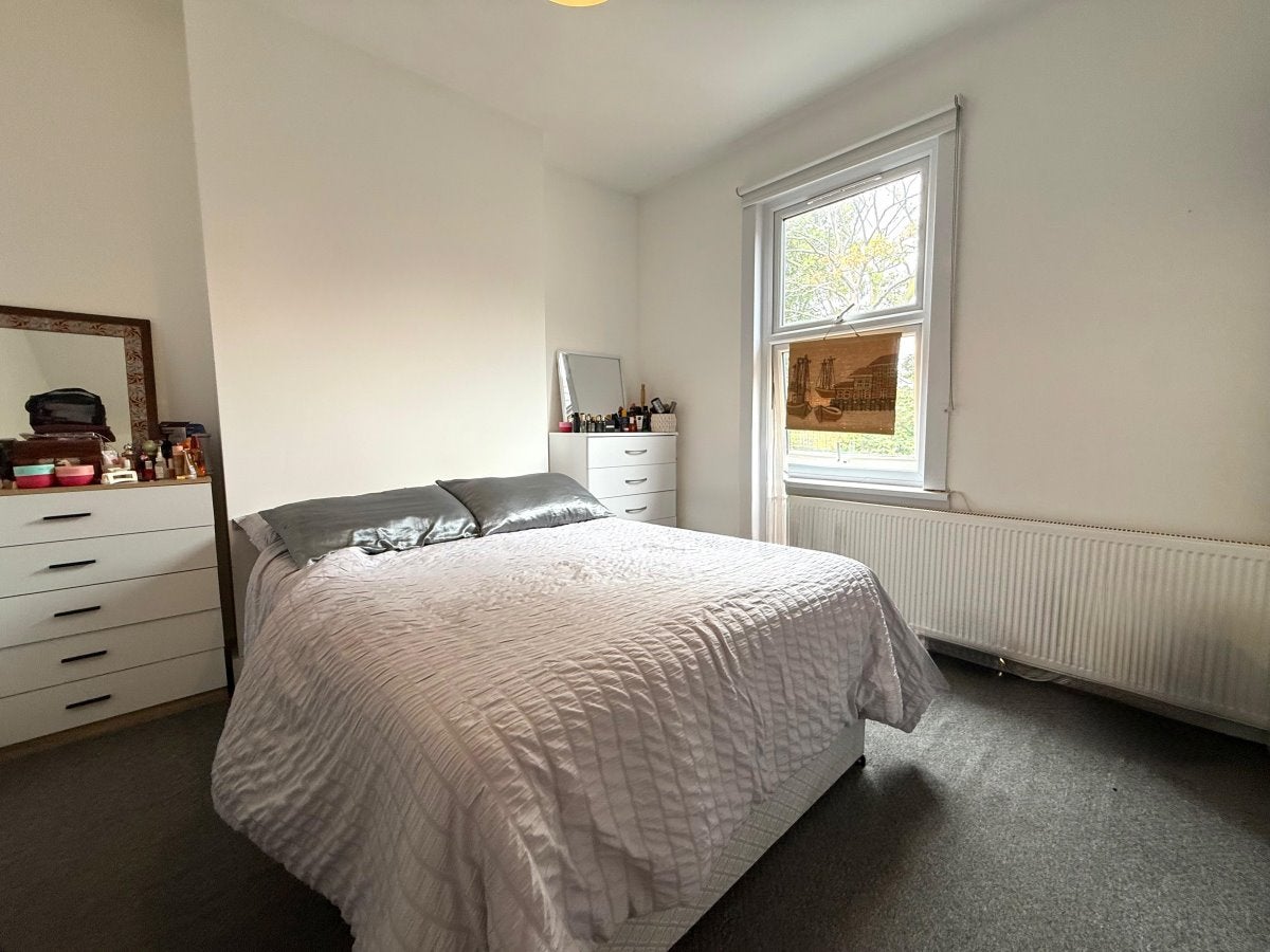 Flat Ash Grove in London