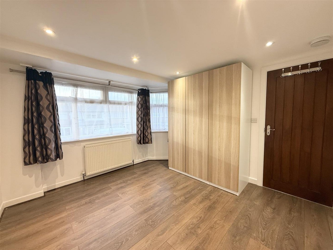 House Cambourne Avenue in Greater London