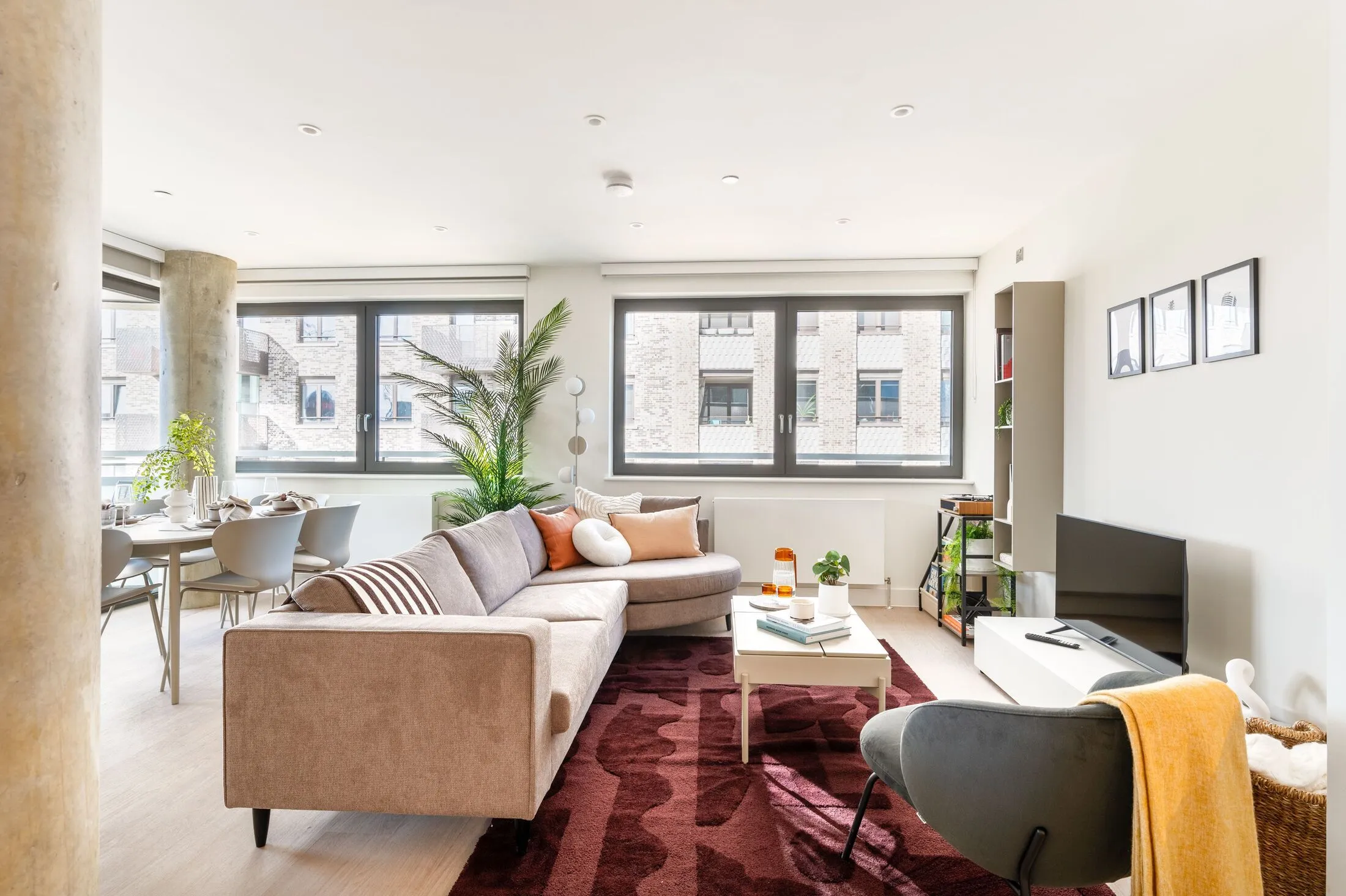Flat Park Lane in Greater London