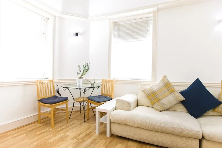 Flat Devonshire Street in City of Westminster