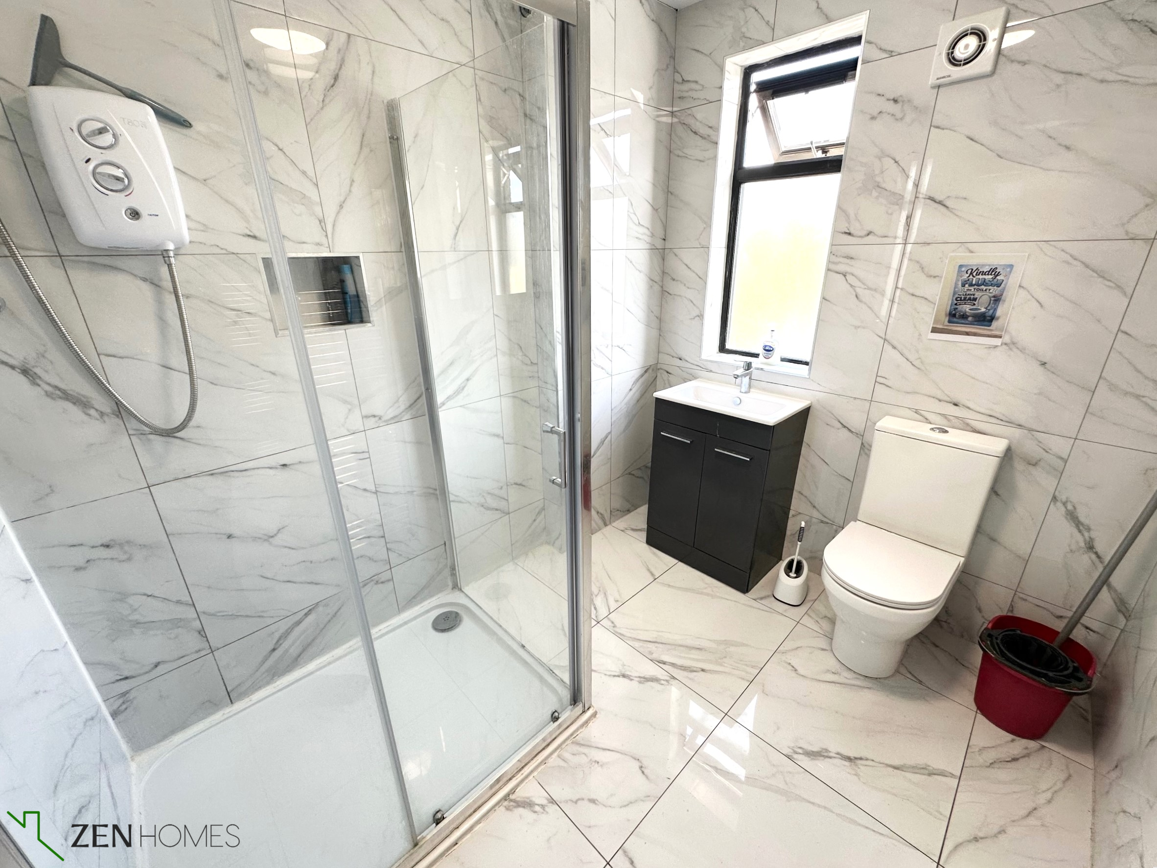 Room Morecambe Terrace in Greater London