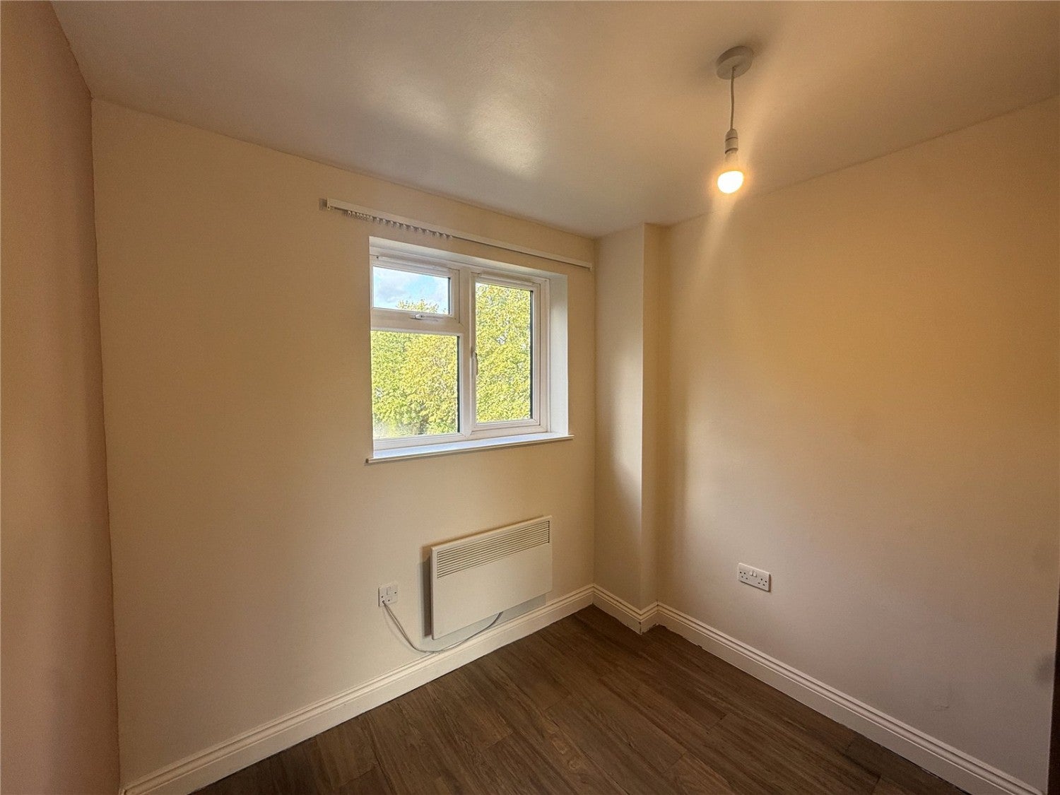 Flat Imperial Passage in Greater London