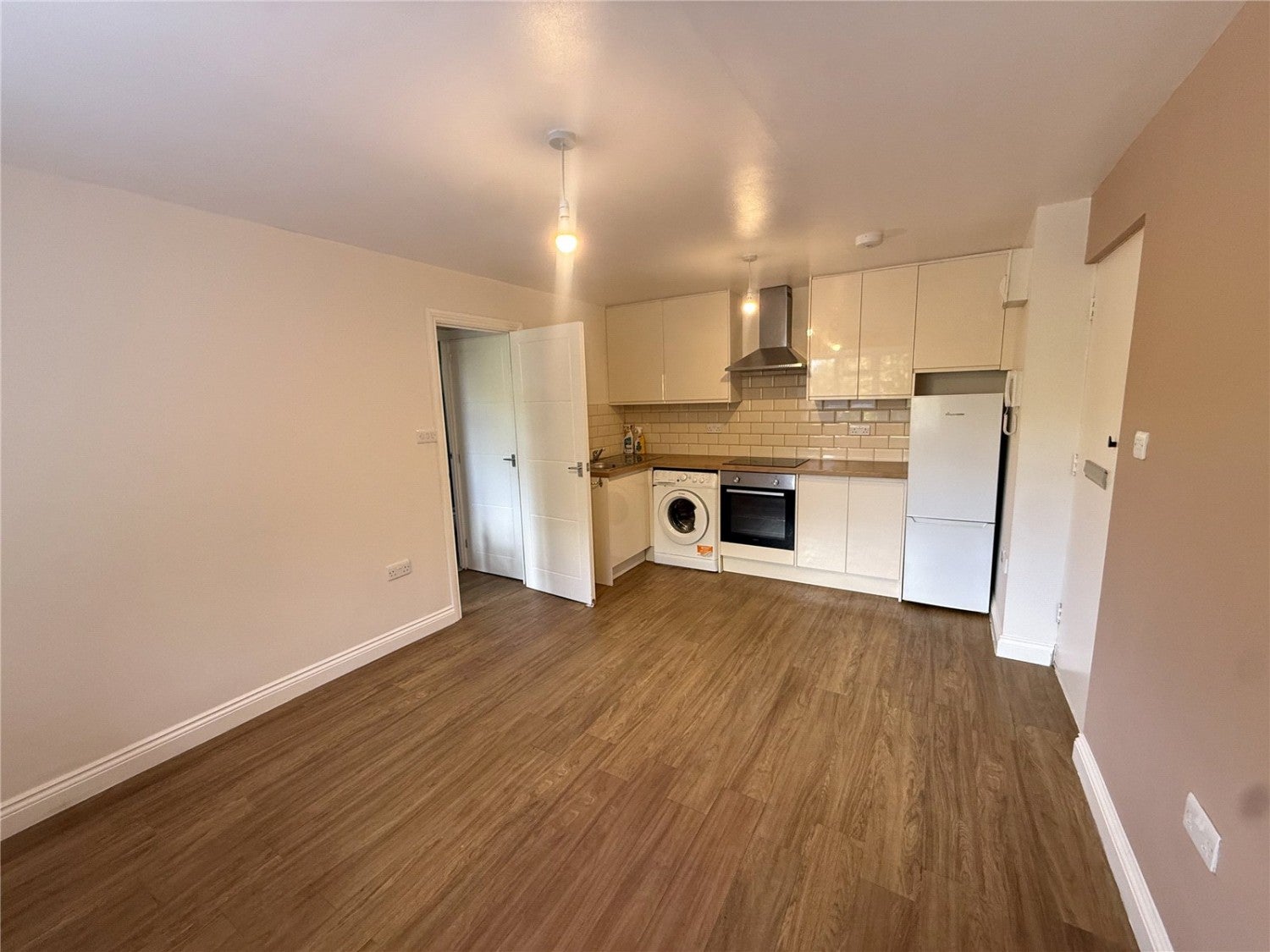 Flat Imperial Passage in Greater London