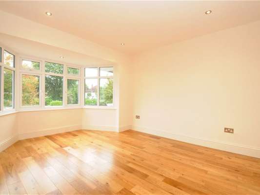 House Coombe Lane in Greater London