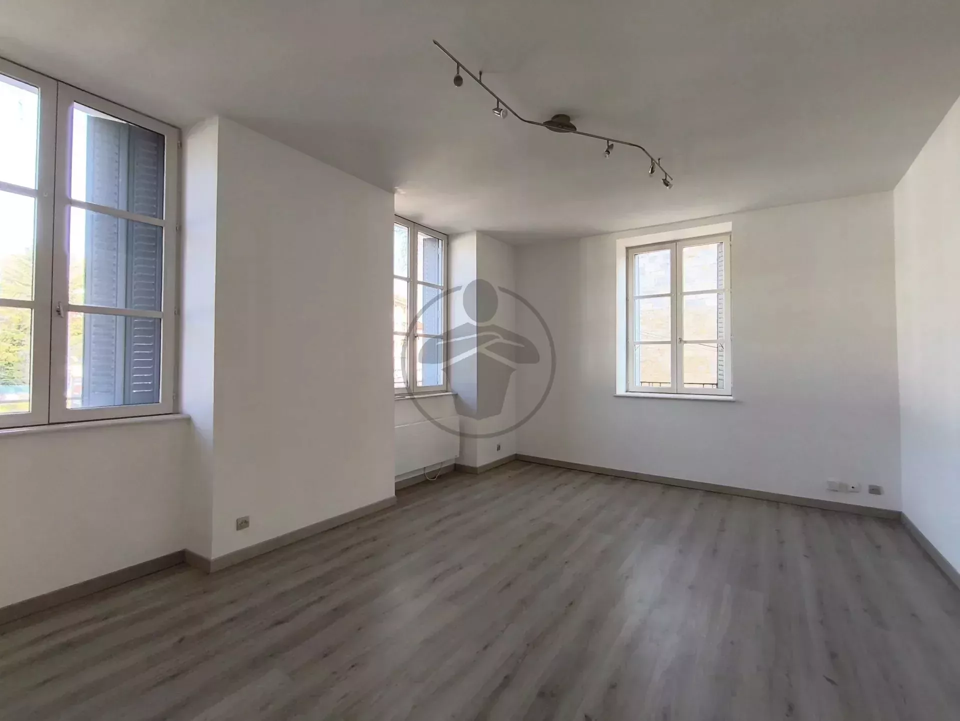 Flat Route de Baume-les-Dames in Gonsans