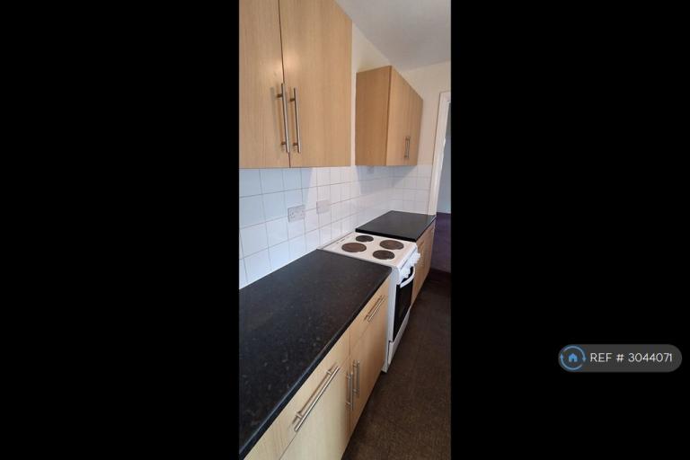 House Vale Drive in Shirebrook