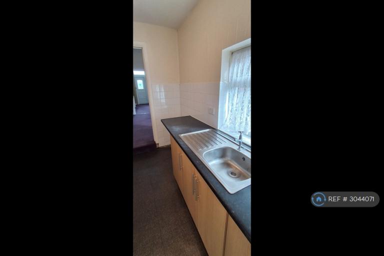 House Vale Drive in Shirebrook