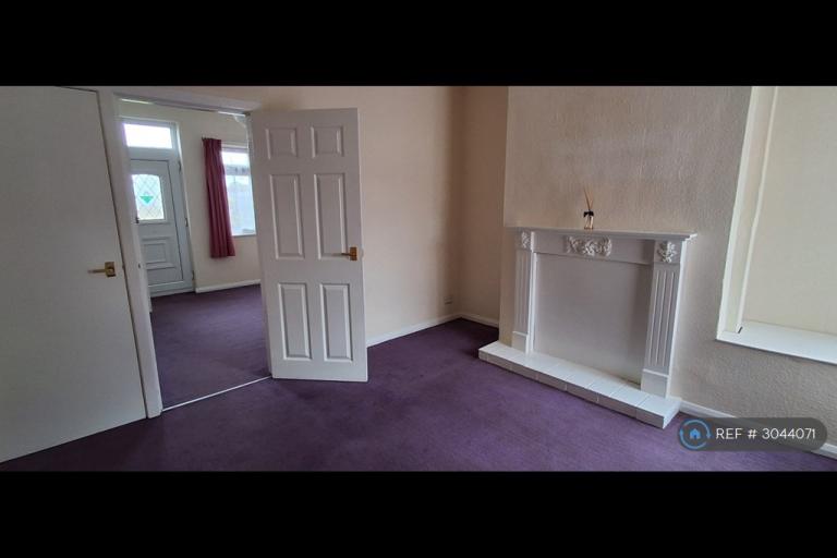 House Vale Drive in Shirebrook