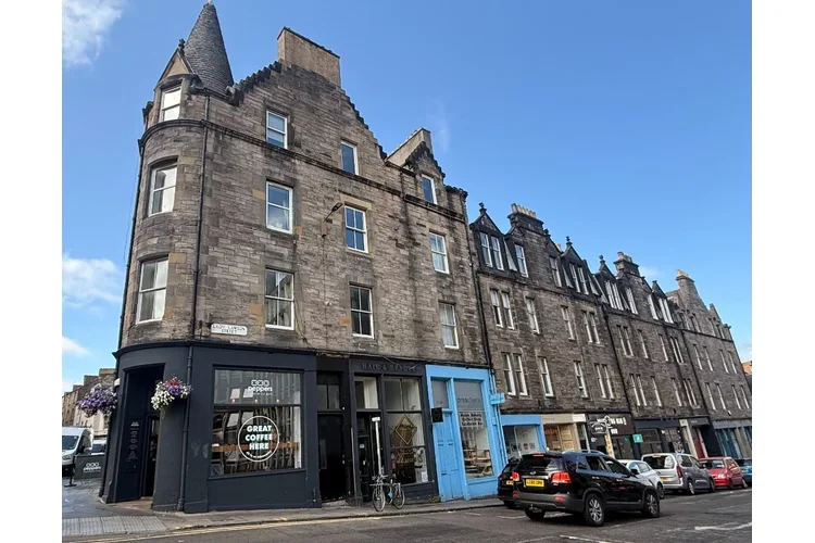 Flat Lady Lawson Street in City of Edinburgh