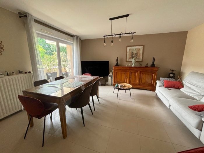 Flat Rue du Mont Doré in Montigny-le-Bretonneux