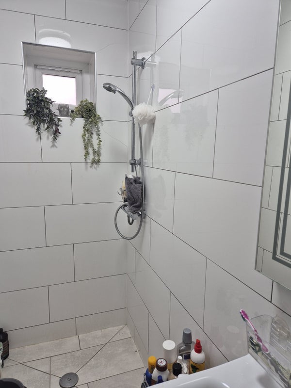 Room Keel Drive in Slough
