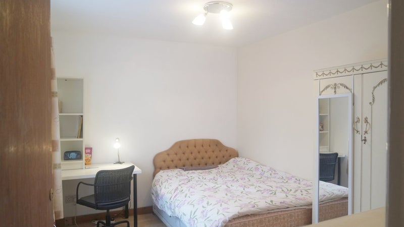 Room Dorrington Road in Newcastle upon Tyne