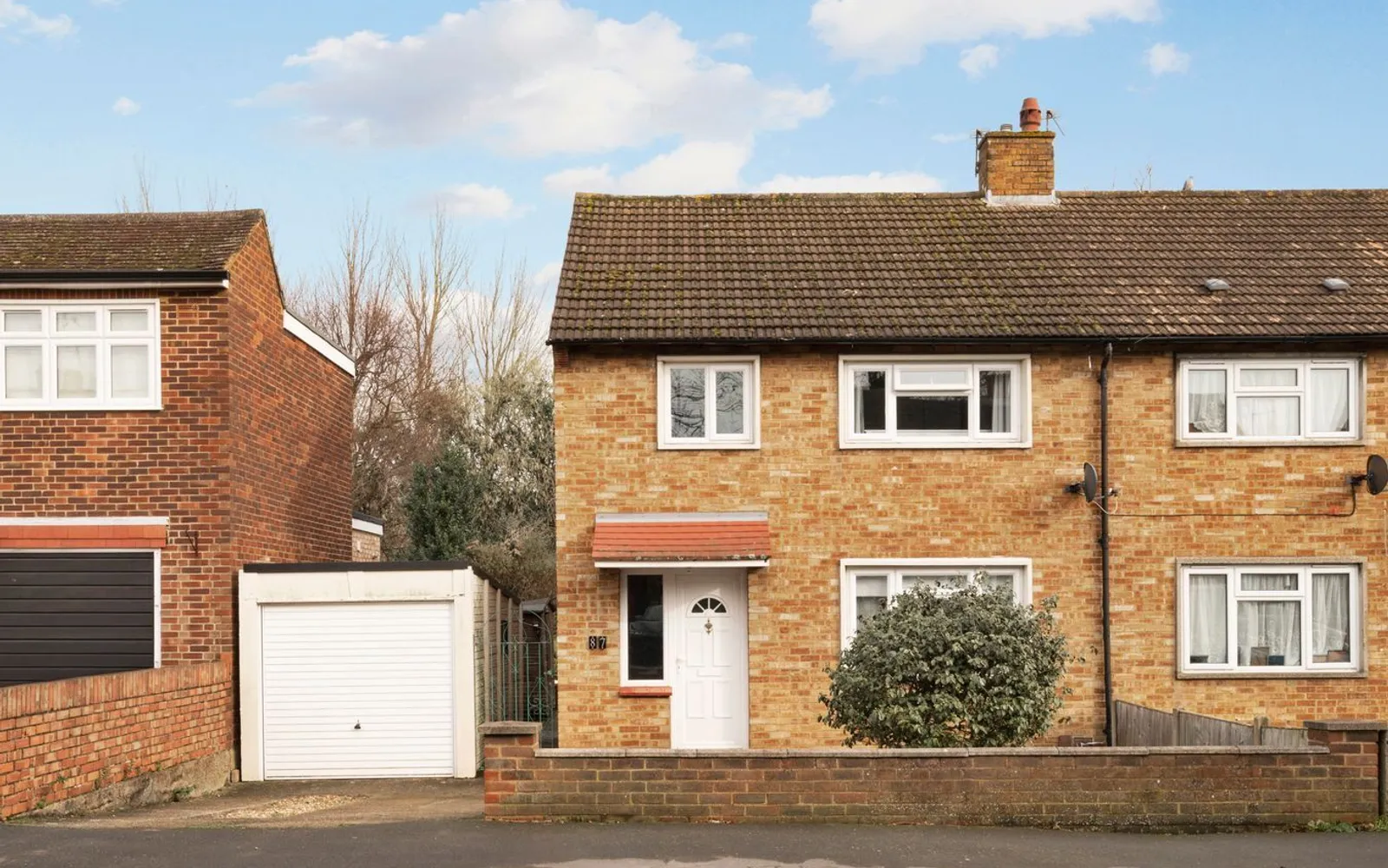 House Braycourt Avenue in Elmbridge
