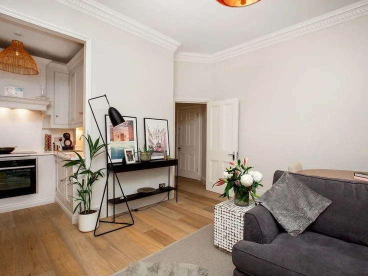 Flat Highbury Place in Greater London