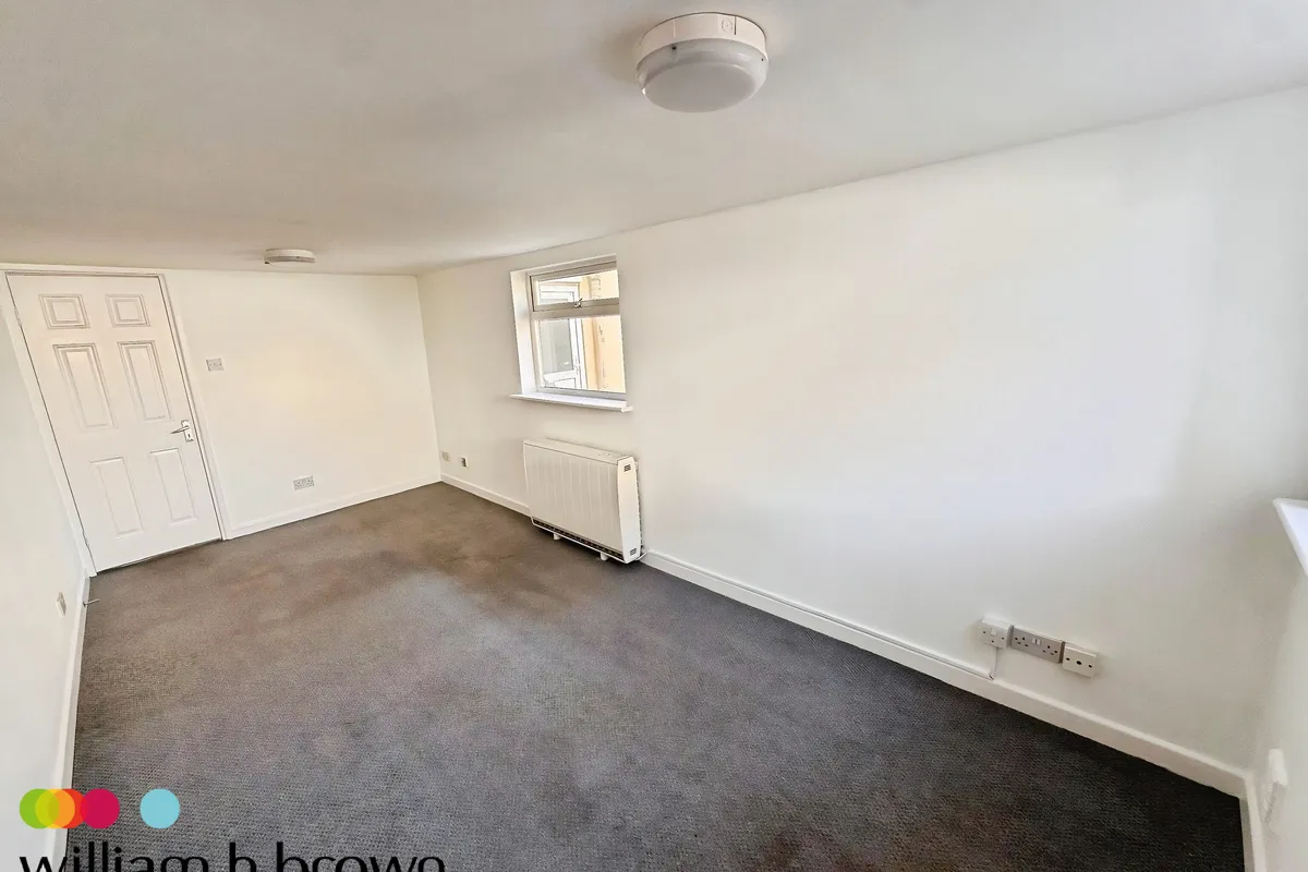 Flat Pallister Road in Clacton-on-Sea