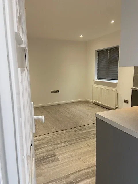 Flat Clare Road in Greater London