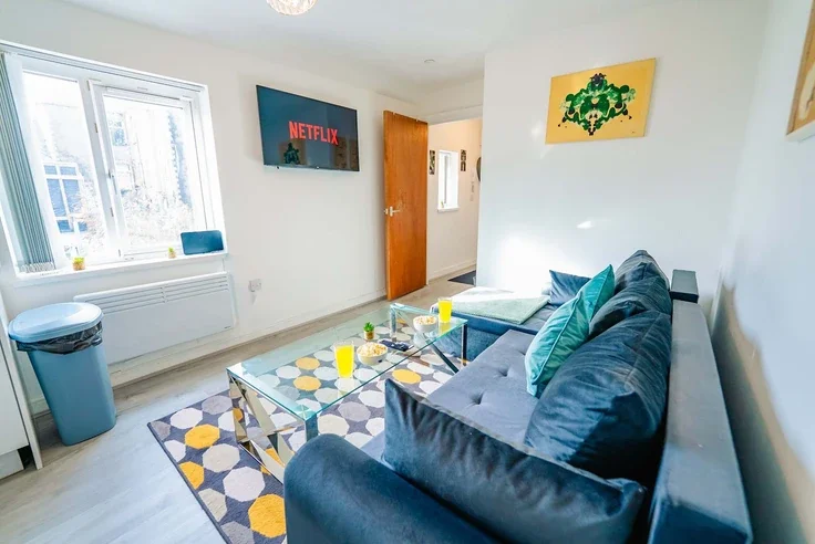 Flat Kincraig Street in Cardiff