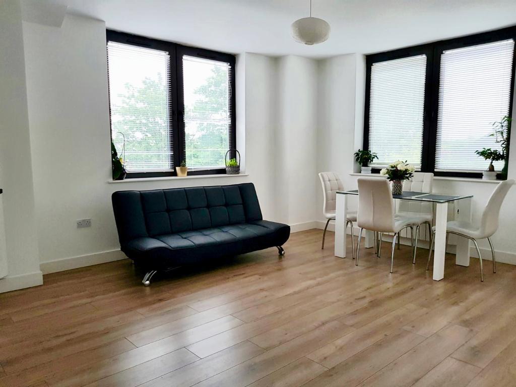 Flat The Bourne in Greater London