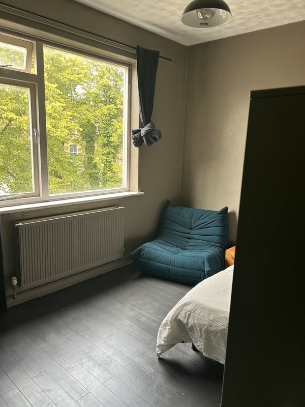Room Cambridge Gardens in Greater London