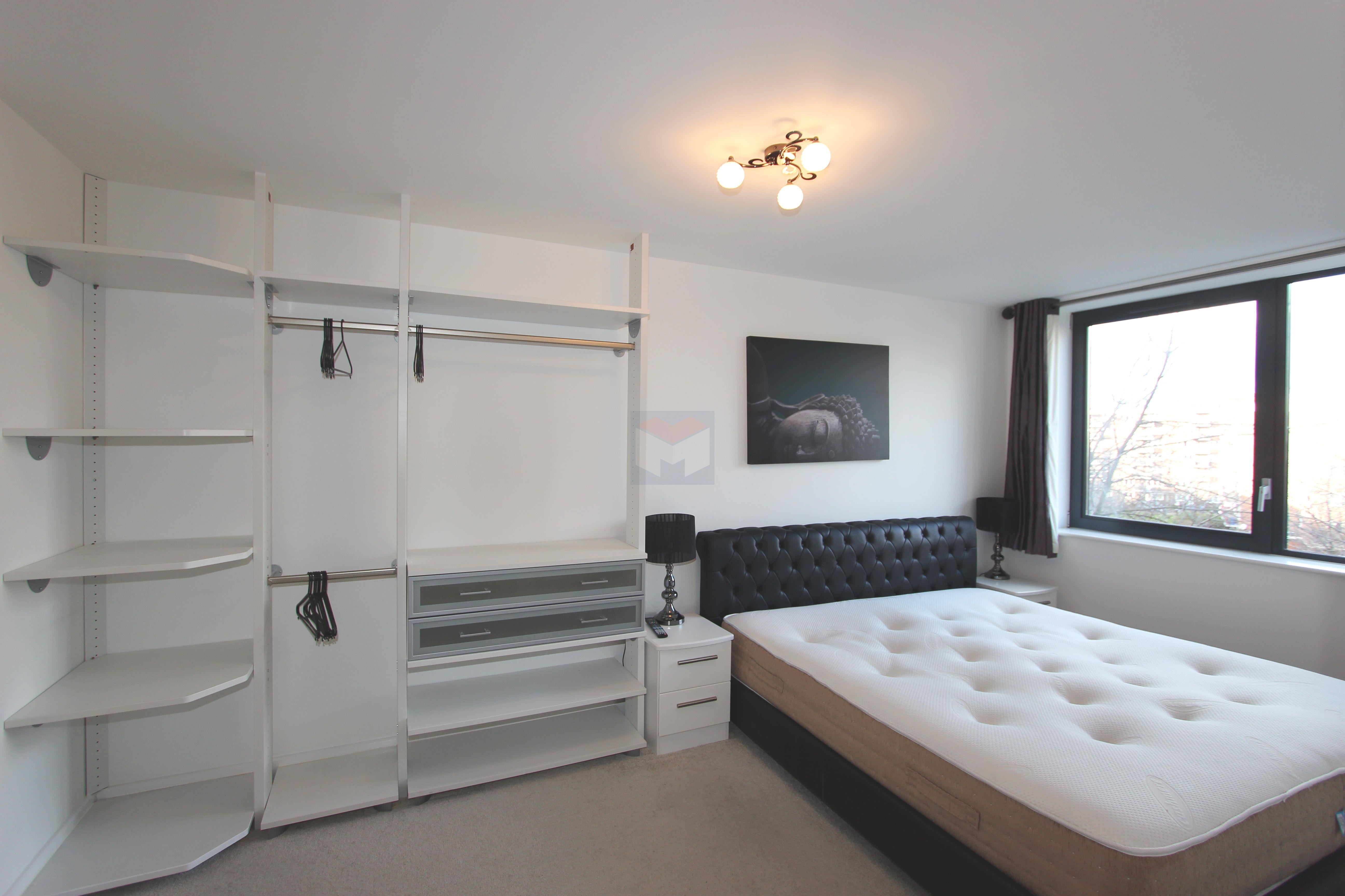 Flat Needleman Street in Greater London