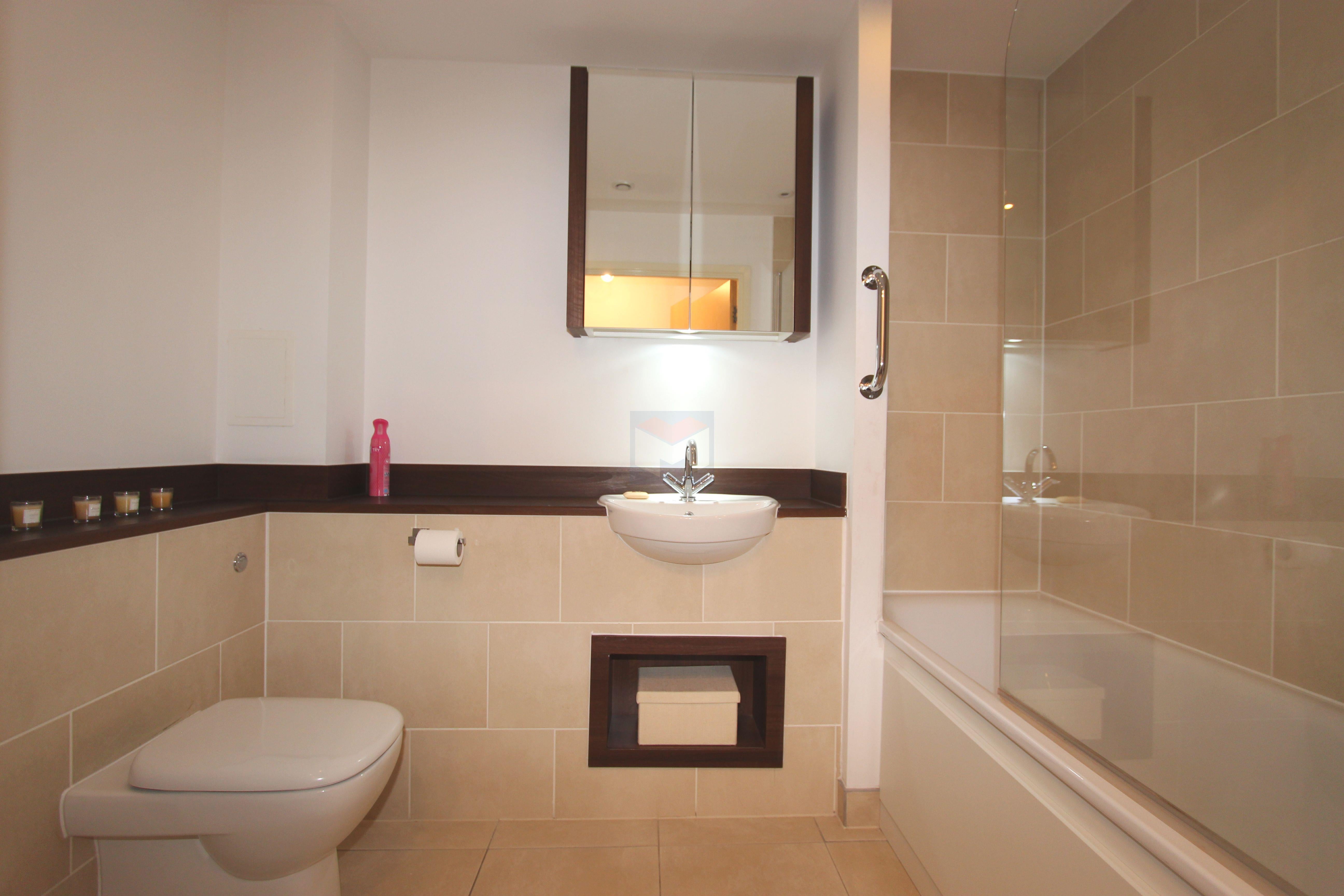 Flat Needleman Street in Greater London