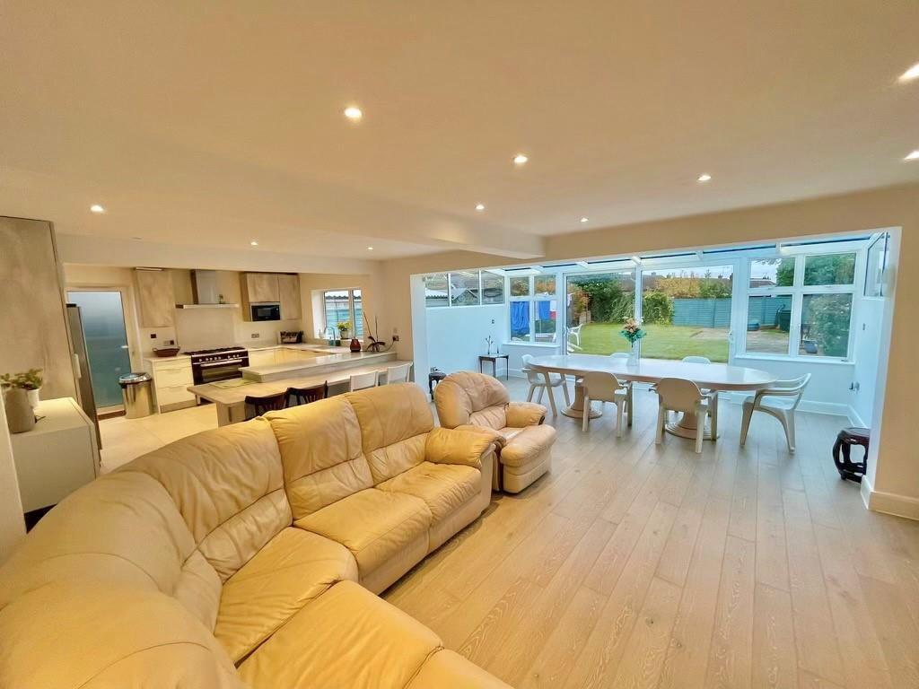 House Ashridge Drive in St Albans