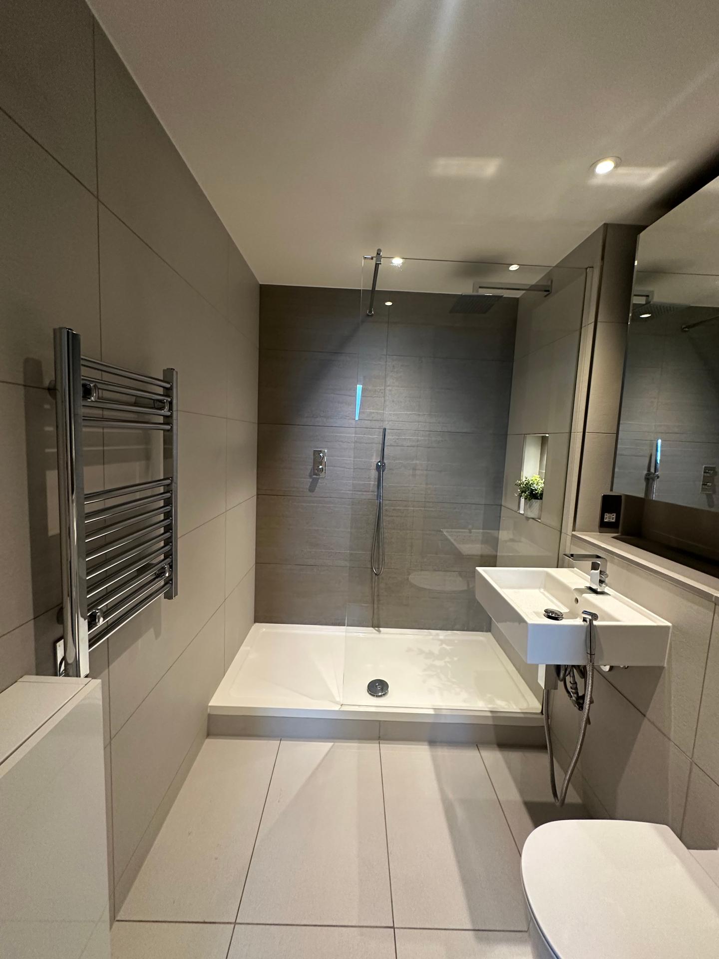 Flat Daneland Walk in Greater London