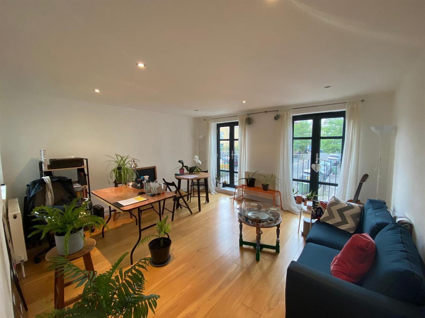 Flat Combermere Road in Greater London