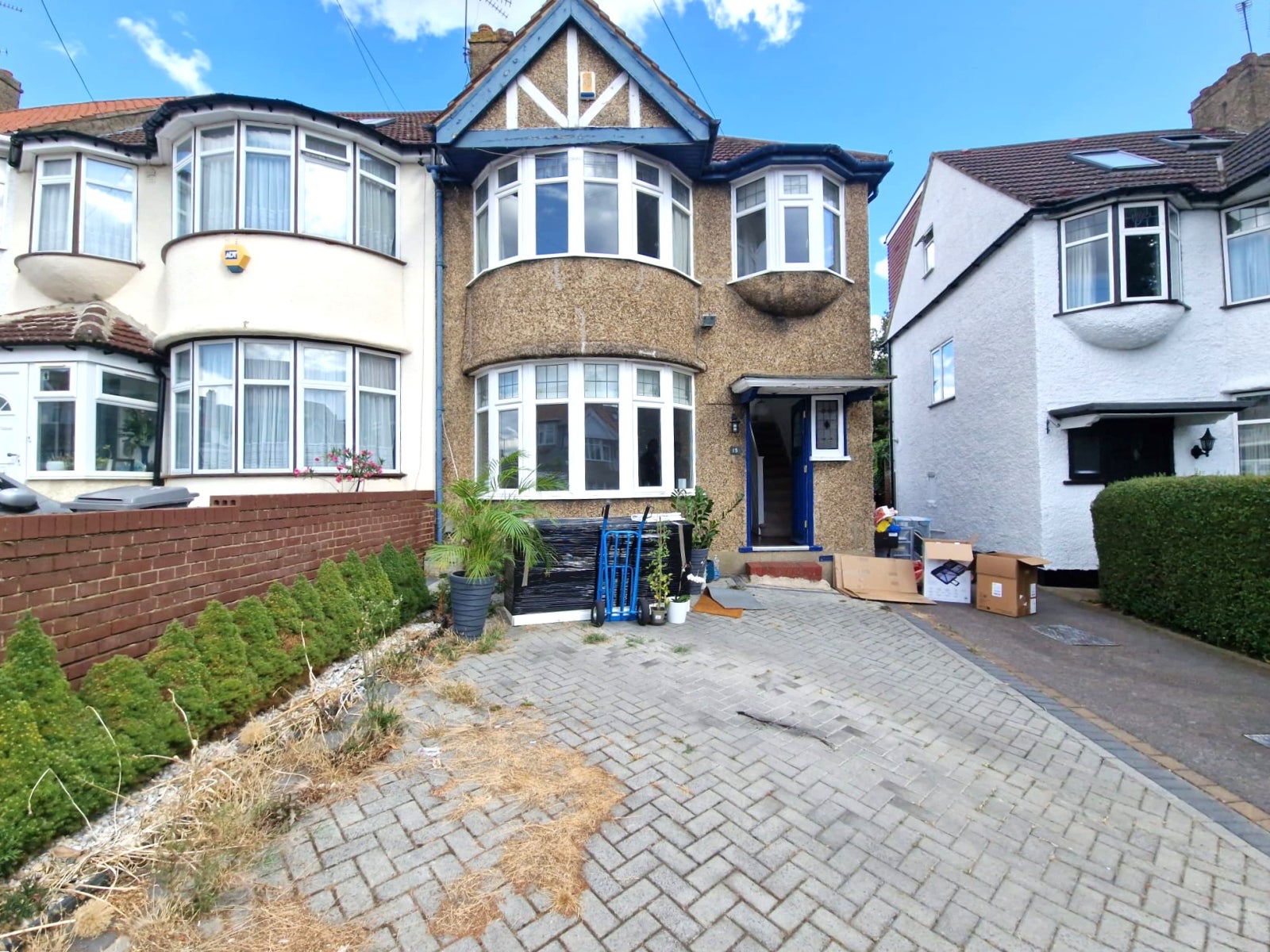 House The Grove in Greater London