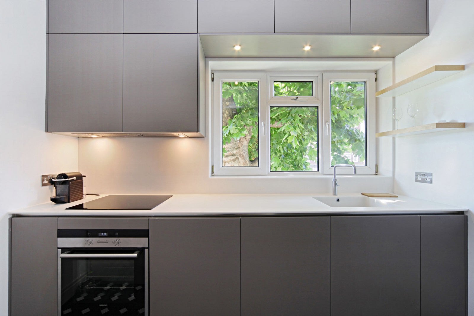 Flat Thurloe Street in Greater London