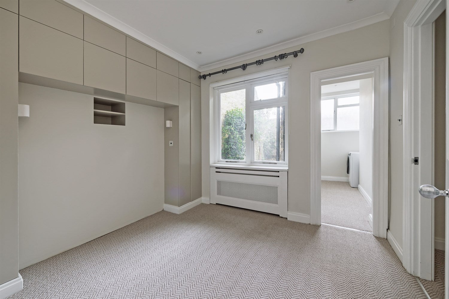 Flat Thurloe Street in Greater London