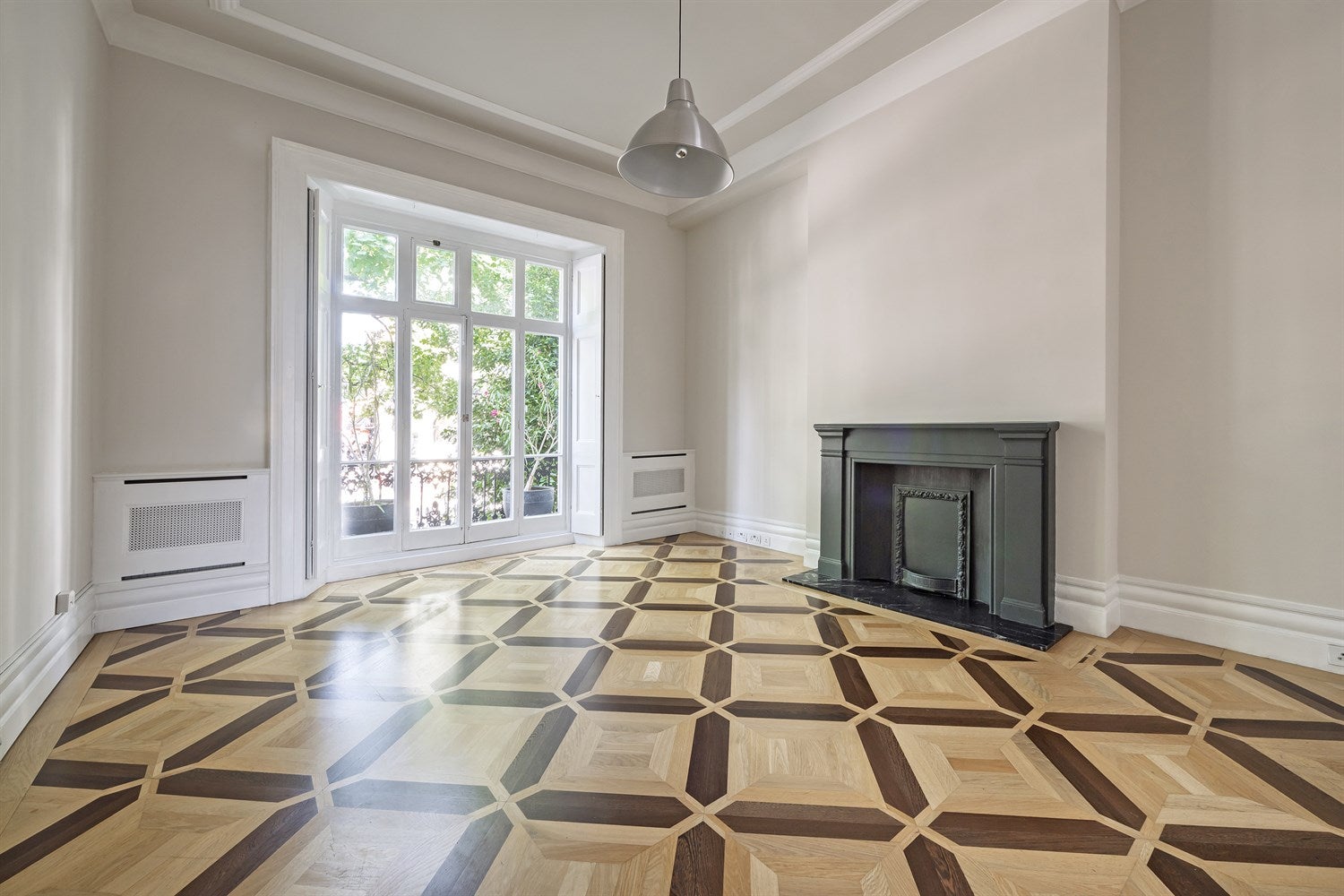 Flat Thurloe Street in Greater London