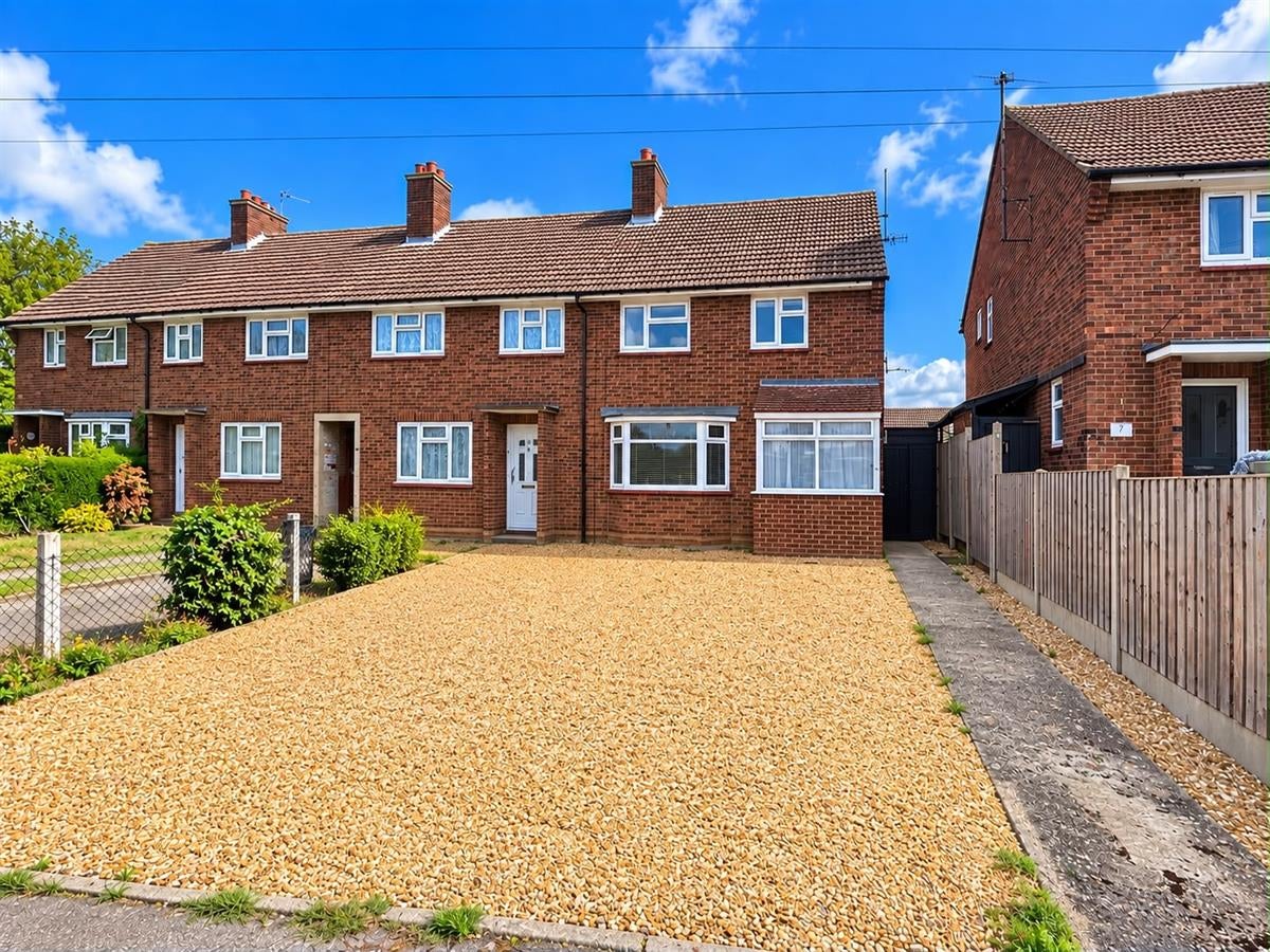 House Kendall Road in Kempston